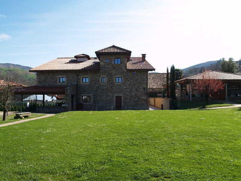 La Casona De Llerana Hotel Villacarriedo Exterior photo